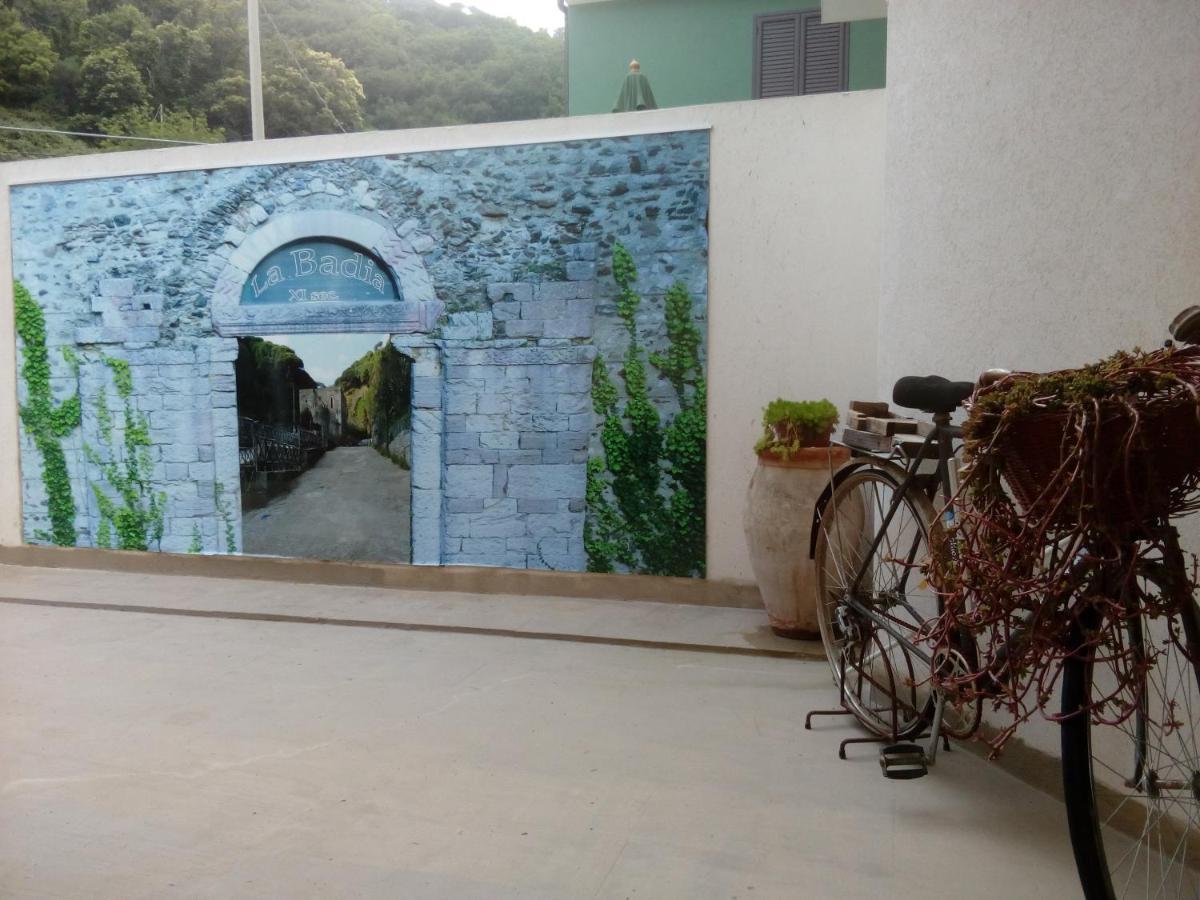 La Badia Ξενοδοχείο Μεσίνα Εξωτερικό φωτογραφία